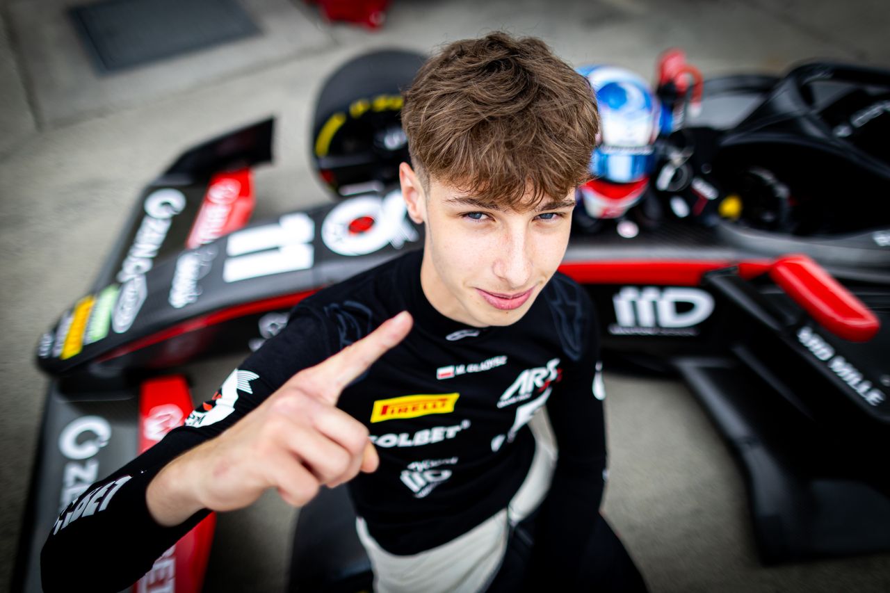Maciej Gładysz bliski podium w F3 na torze Spa-Francorchamps