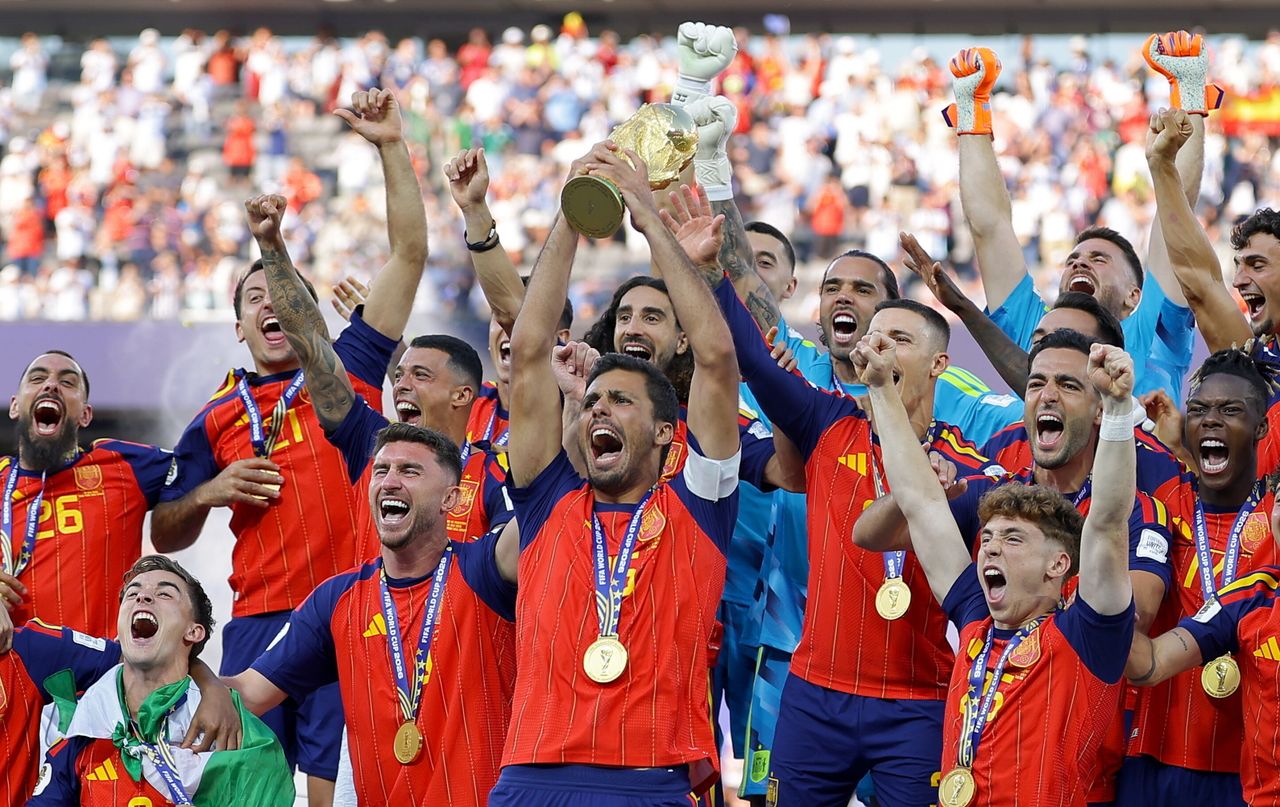 FC Barcelona na tropie MVP mundialu – co oferują?