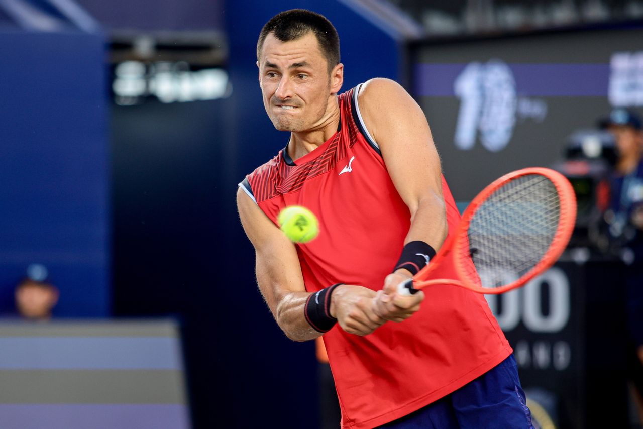 Bernard Tomic: Powrót na korty po kontuzjach i kontrowersjach