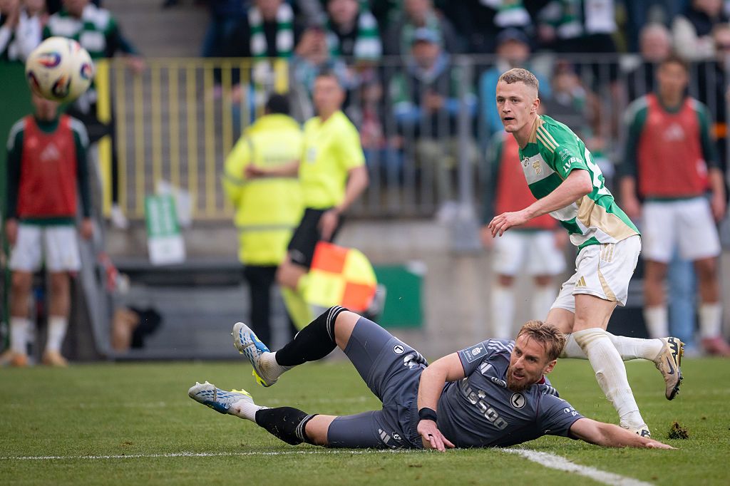 Bobcek w transferowym chaosie: Lechia Gdańsk vs Samsunspor i Wieczysta Kraków