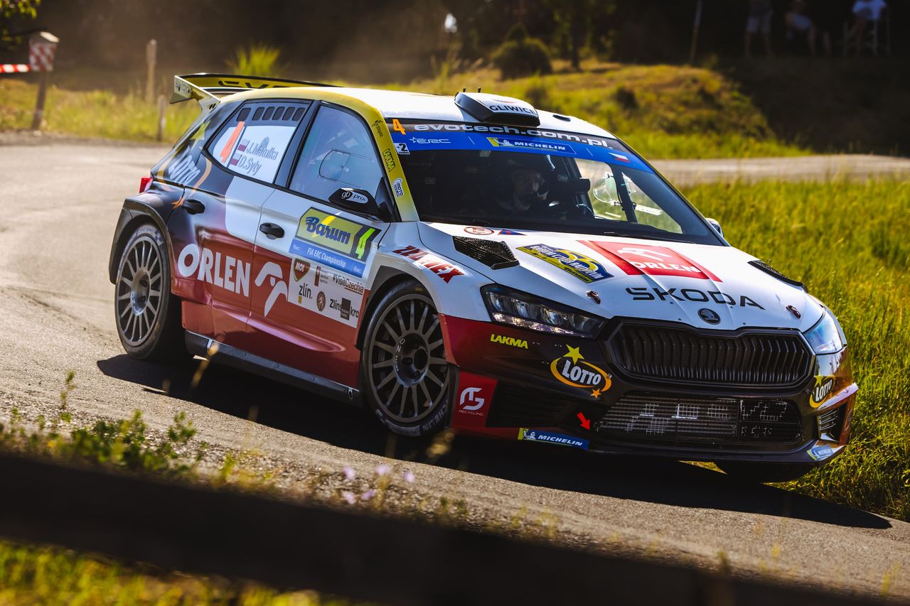 Matulka walczy o podium w Rajdzie Barum – sukces polskiego mistrza