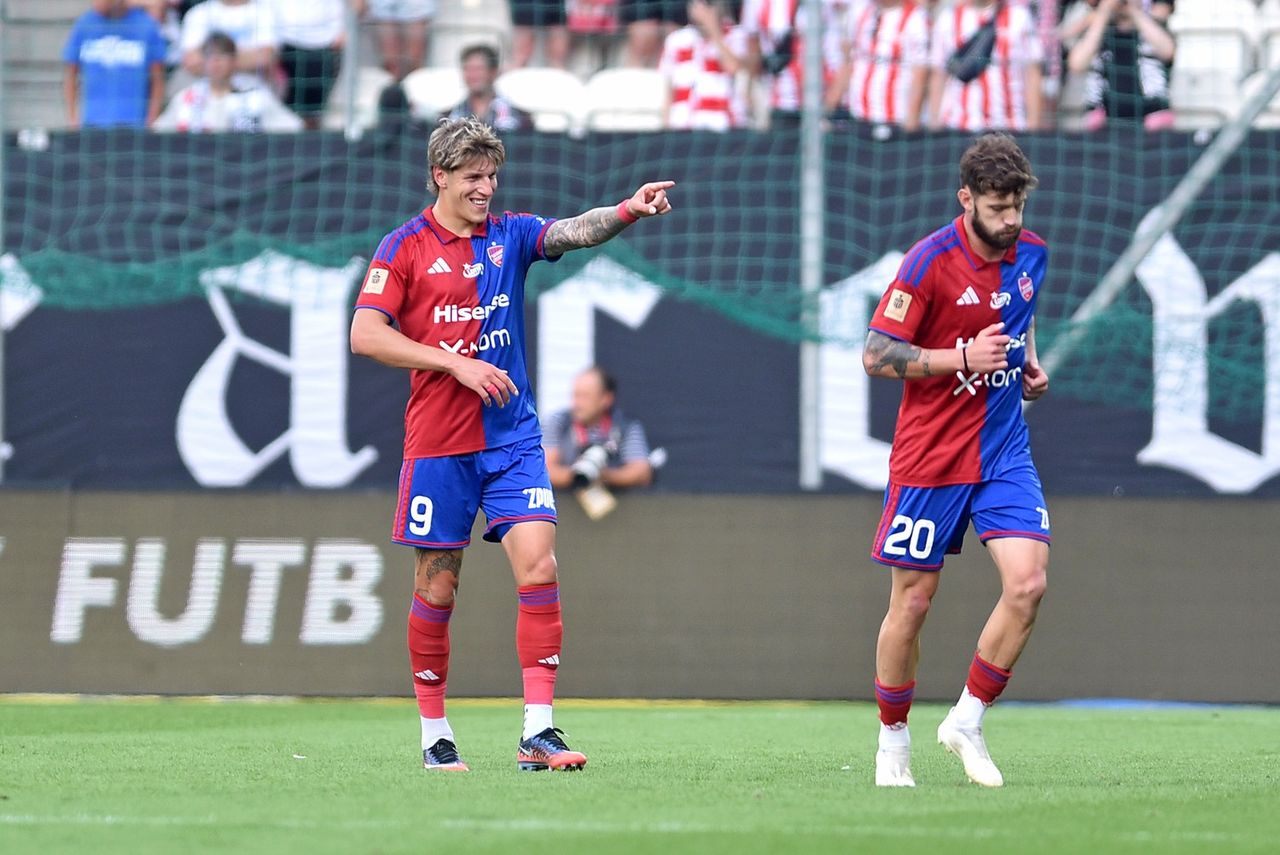 Patryk Makuch opuszcza Raków: Kluczowy napastnik wraca do Polski z powodu narodzin córki