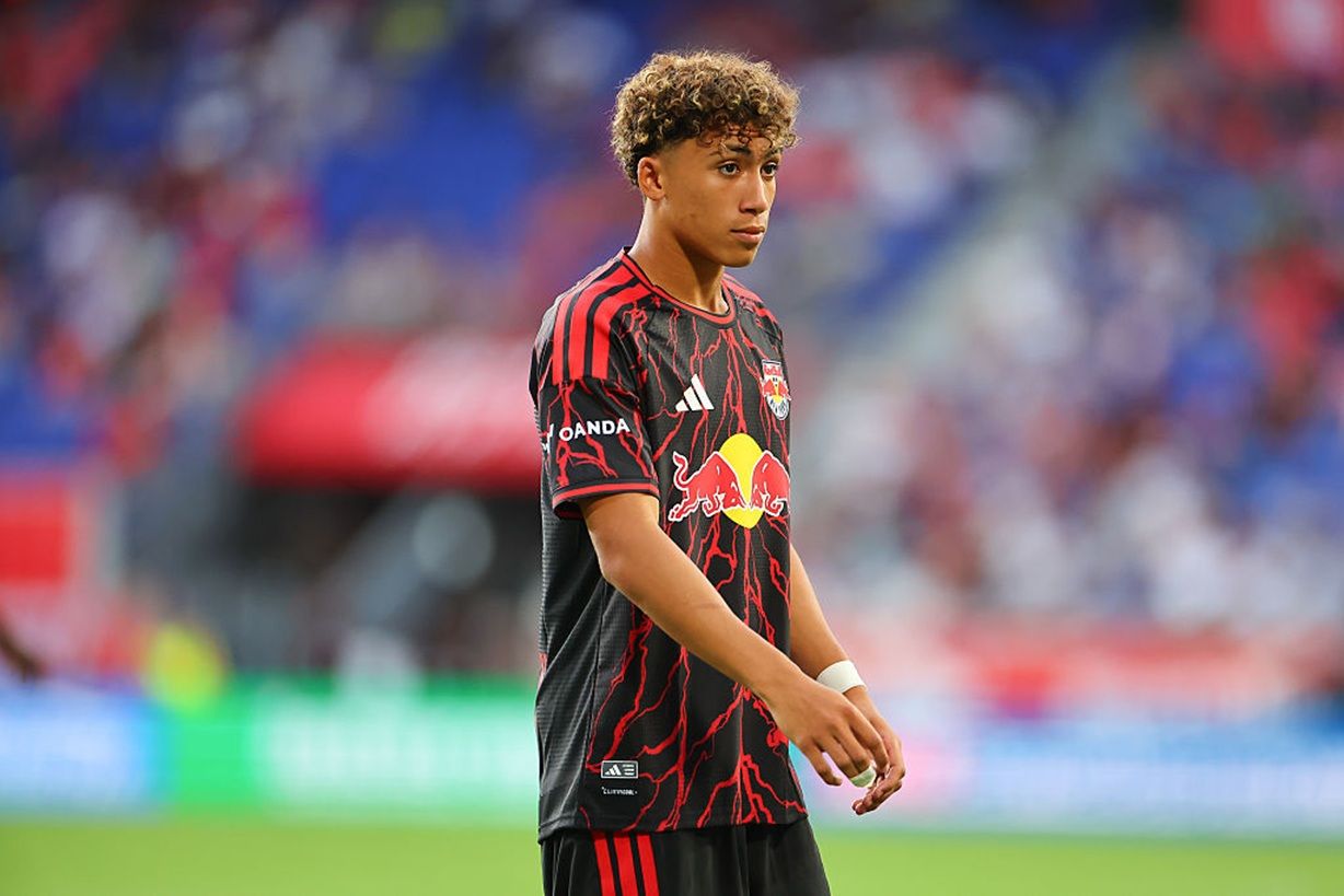 Julian Zakrzewski Hall: Atletico Madryt gotowe na rekordowy transfer, a Polska walczy o młodego talentu