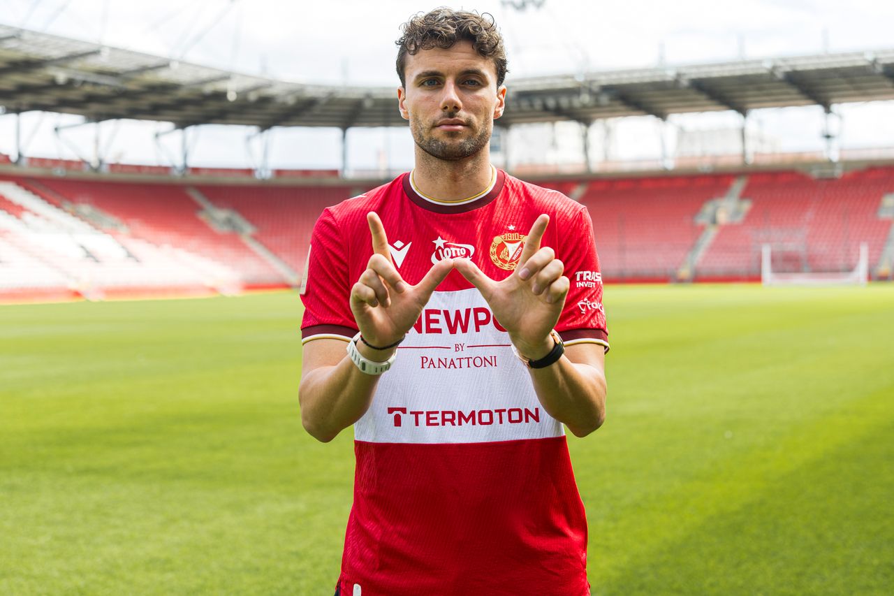 Widzew Łódź w transferowej szaleńcu: Darian Males za pół miliona euro – co oznacza ta ofensywa dla ekstraklasy