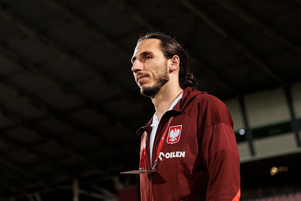 Kamil Grabara w Juventusie: Polak w Starej Damie – rekordowa opcja wykupu i nowy rozdział w karierze