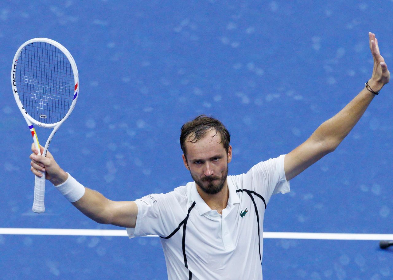 US Open 2026: Miedwiediew triumfuje, Munar ratuje mecz z 0-2 – kto wyjdzie z I rundy?