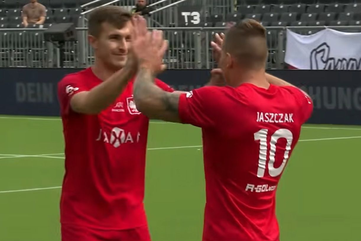 Polska dominuje w socce: Jak Biało-Czerwoni zepchnęli Chile z mapy fazy grupowej