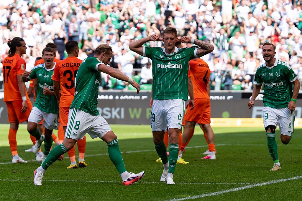 Legia Warszawa pożegnała Rajovicia – wypożyczenie do Midtjylland jako ostatnia szansa na ratunek?