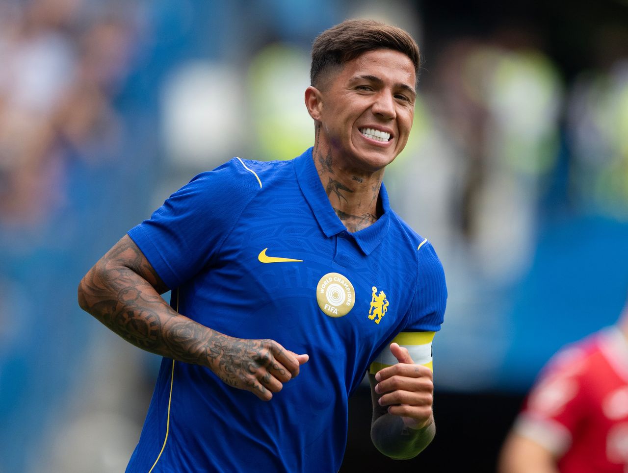 Chelsea 2026: Jak gigant Premier League sprzedał 39 piłkarzy i zarobił pół miliarda