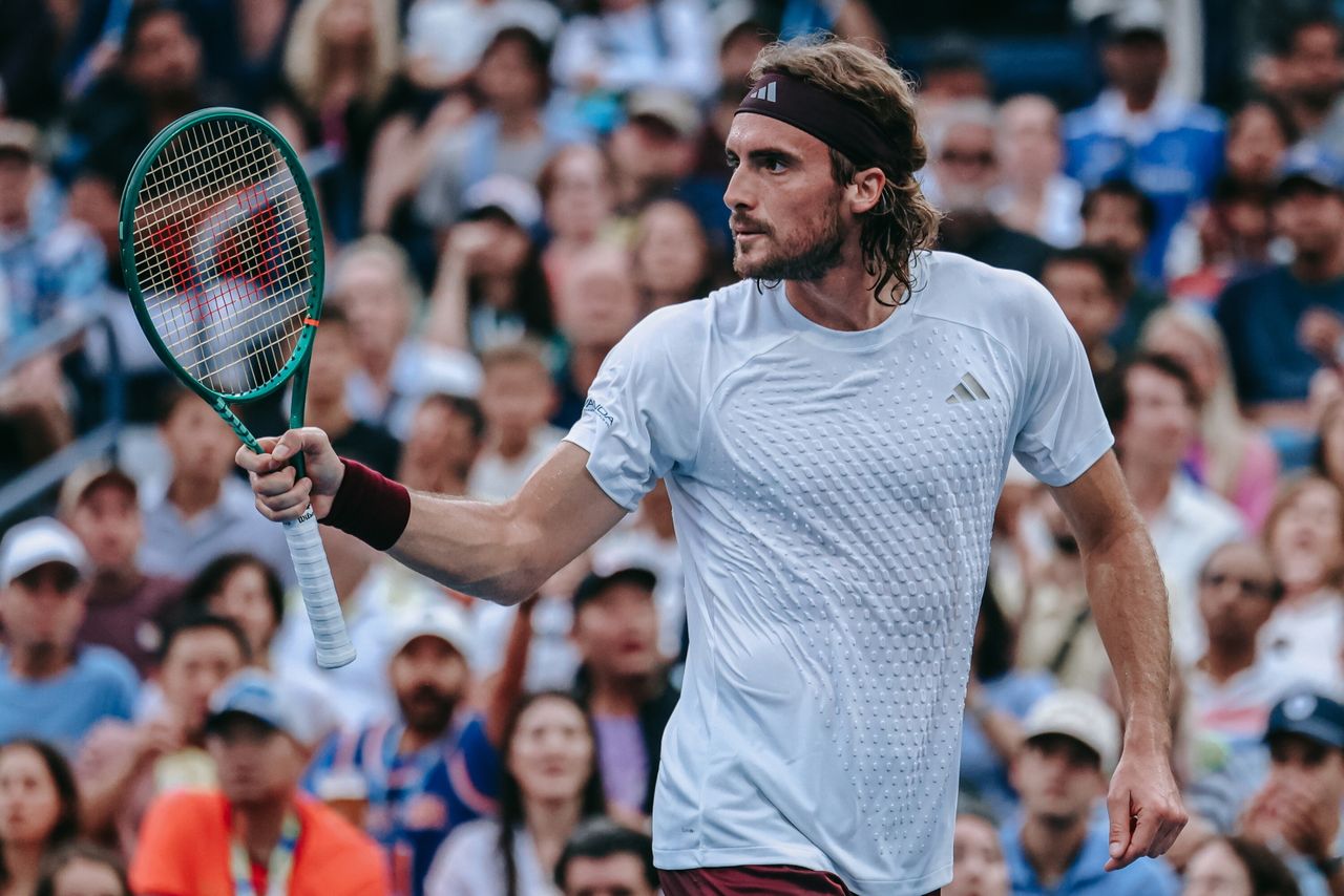 Tsitsipas odradza się w US Open 2026: czwarta runda po latach