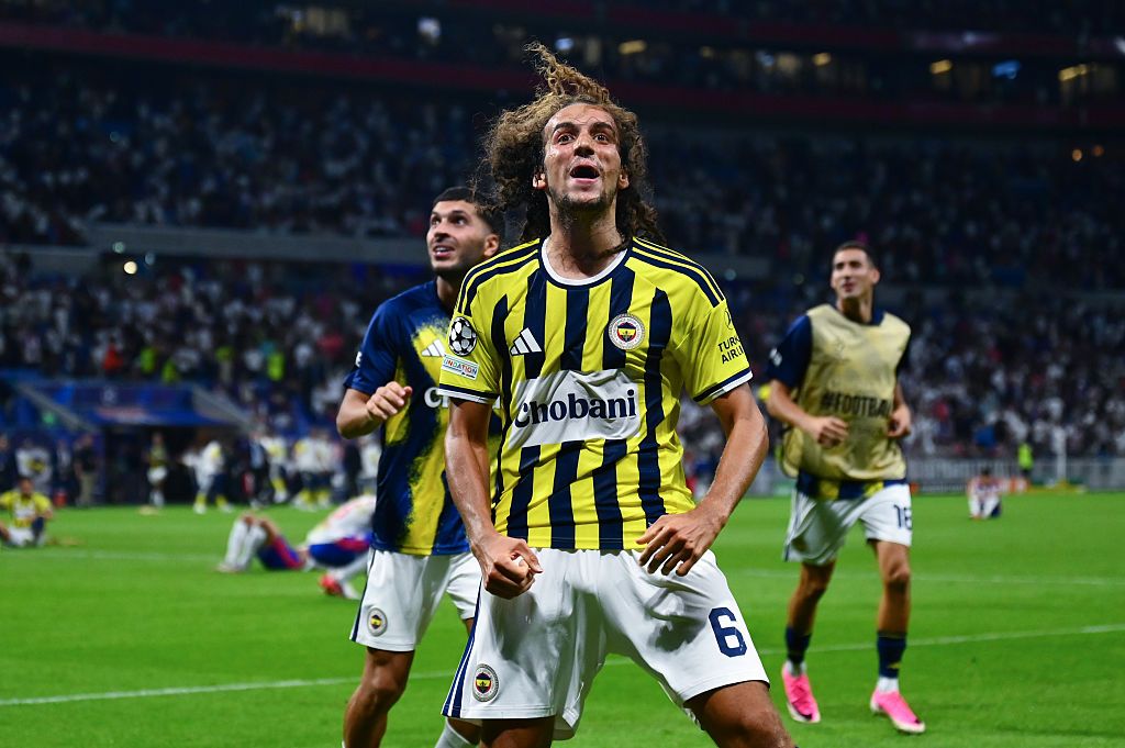Skandal w LM: UEFA ukarała Guendouziego, Fenerbahce i Lyon – co oznacza dla przyszłości europejskich pucharów