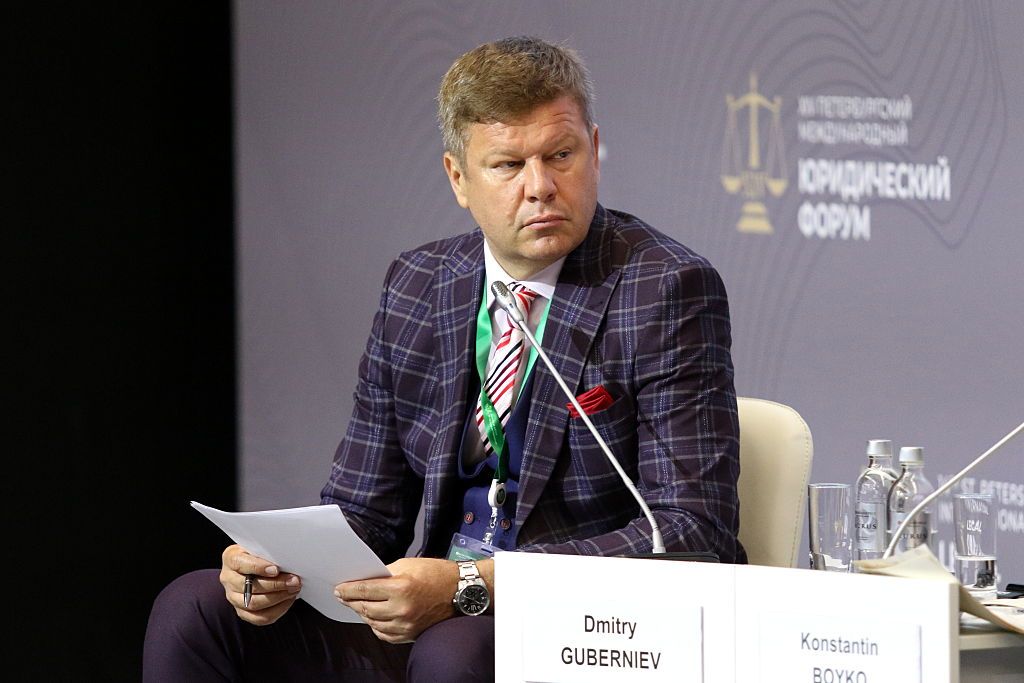 Rosyjscy sportowcy w Polsce mimo zakazu: Jak wyglądała ich tajna podróż przez Europę