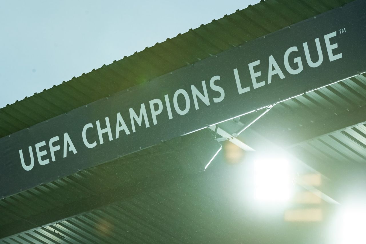 Liga Mistrzów hołduje Nepałowi: Minuta ciszy i transparenty wsparcia w 1. kolejce 2026/27