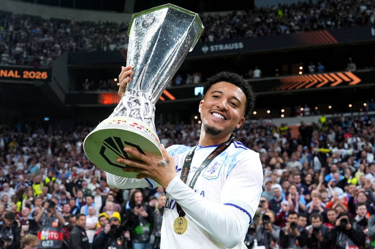 Sancho bez klubu: Premier League i Borussia Dortmund w walce