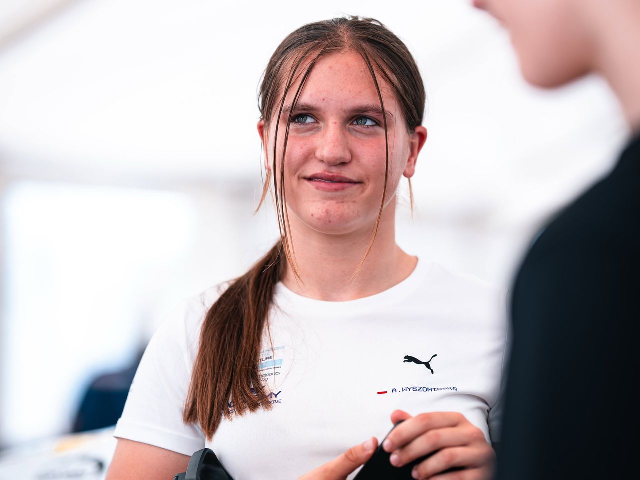 Amelia Wyszomirska w TOP 8 w Hiszpanii: Talent polskiego kartingu i równowaga między torem a ławą szkolną