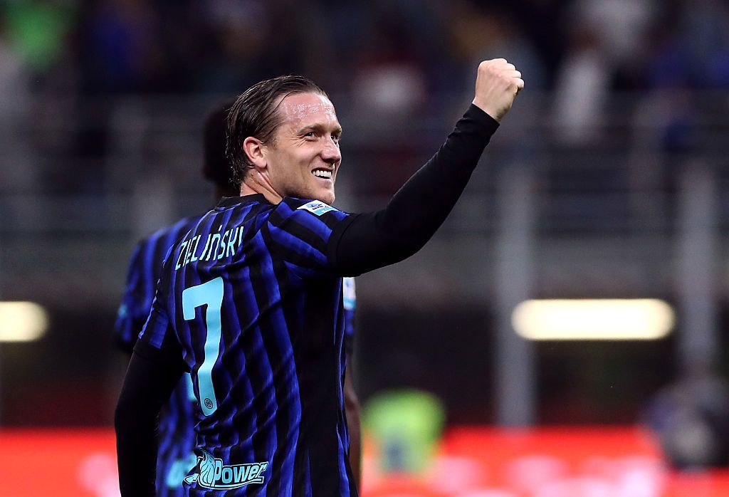 Zielinski Penalty at the Death Seals Inter Comeback Against Fiorentina