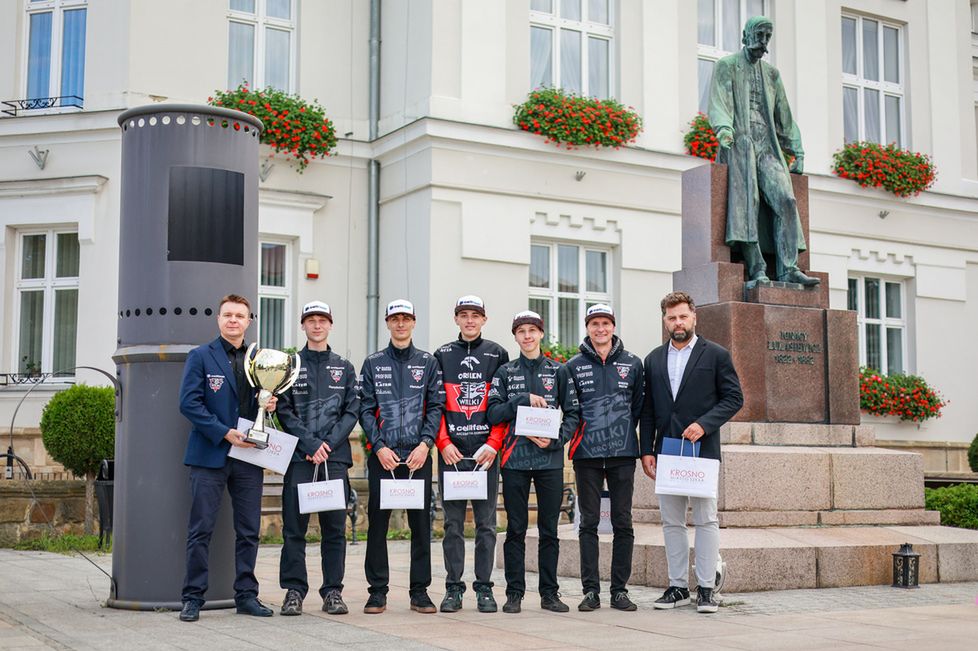 Prezydent Krosna ugościł młodzieżowych wicemistrzów Polski [GALERIA]