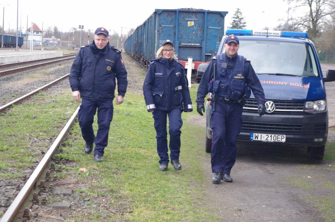 Dzielnicowi i straż kolei we wspólnych patrolach