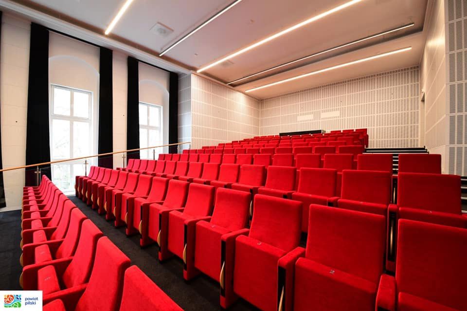 Budynek dawnego kina ISKRA w Pile tuż przed otwarciem