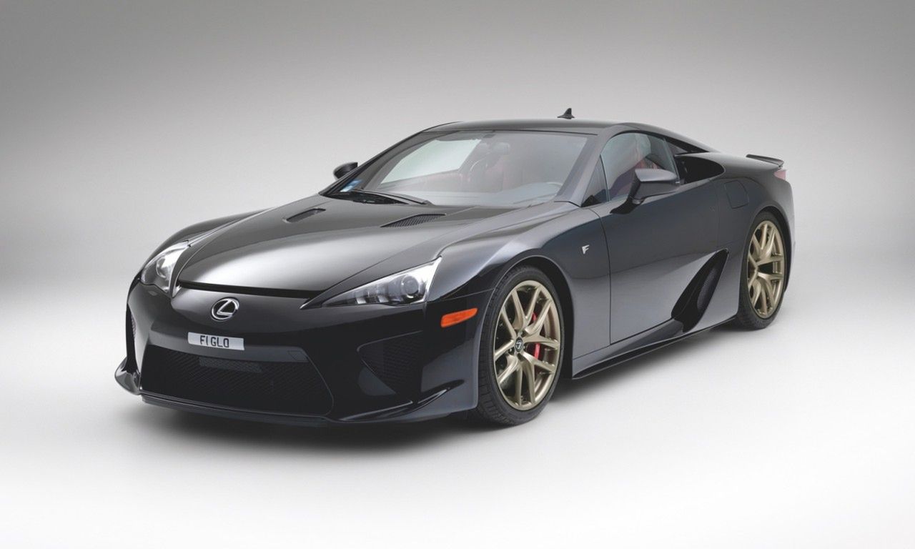 OSTATNI LEXUS LFA WYJECHAŁ Z FABRYKI 10 LAT TEMU. MODEL