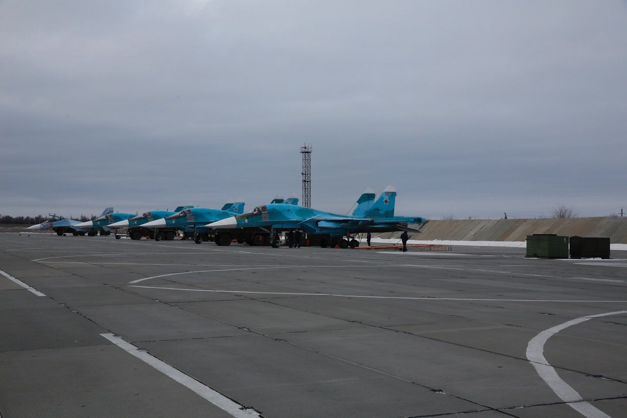 Ukrainian forces take out two Russian Su-34s in daring drone attack on ...