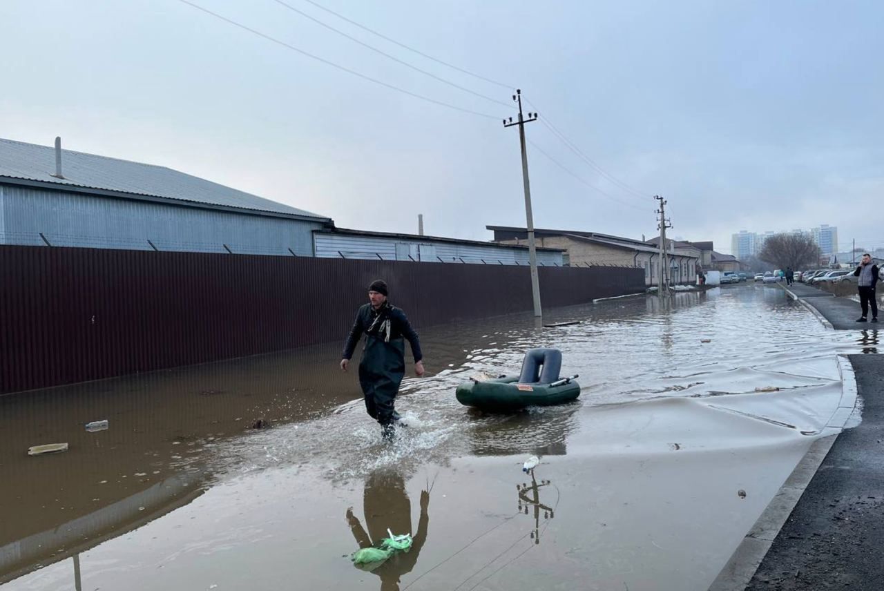 Ural River Crisis: Dam Burst Forces Evacuation Of Over 7,700