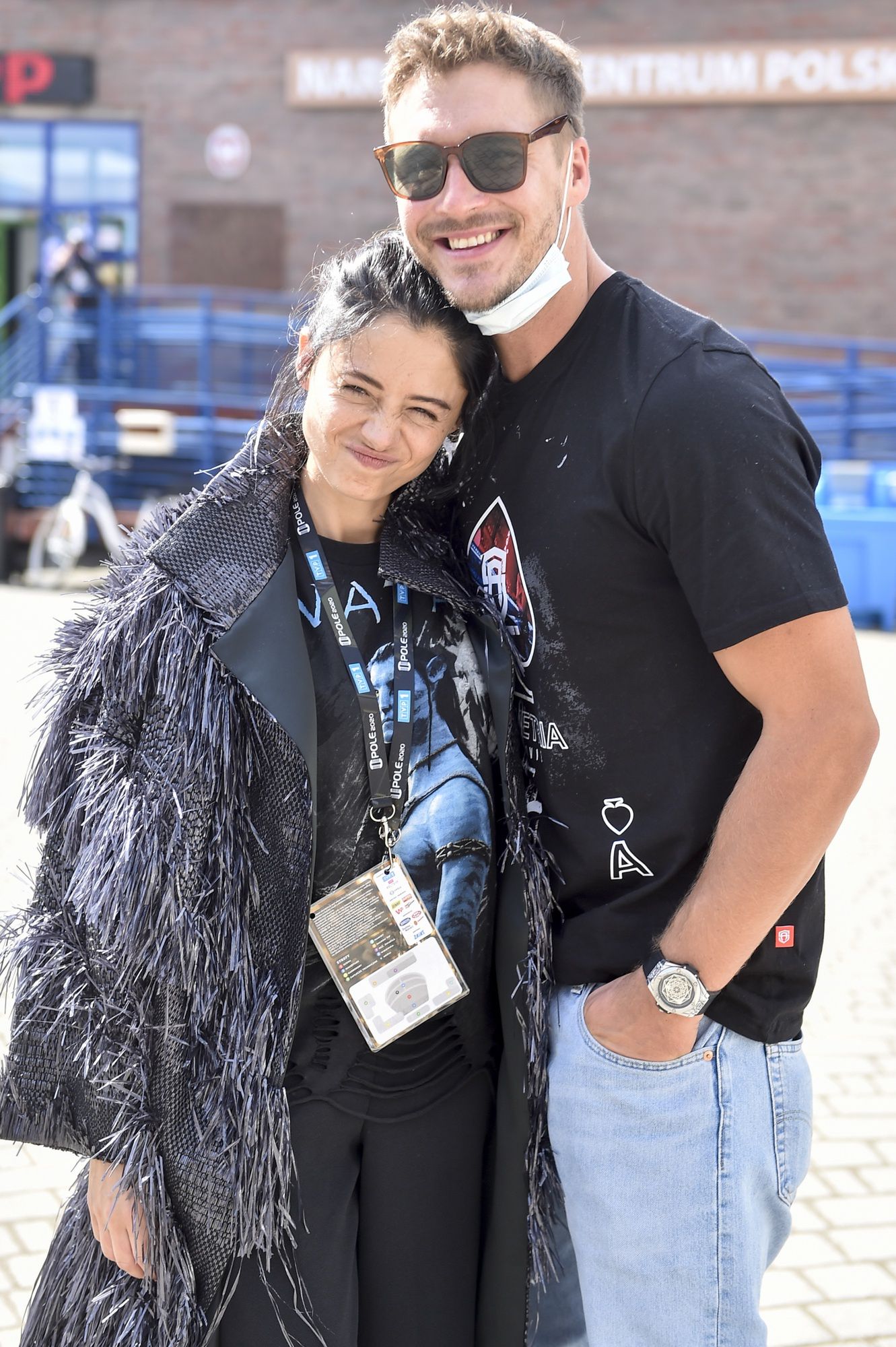 Mikolaj Roznerski Komentuje Nowa Fryzure Adriany Kalskiej Gdzie Moja Brunetka Foto Pudelek