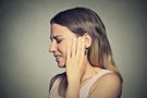 Objawem jakich chorób są szumy uszne?