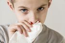 Krwotok z nosa - dlaczego nos krwawi, przyczyny krwawienia