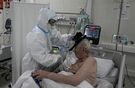 Dr Rakowski: Koniec pandemii nastąpi w marcu. Do tego czasu może umrzeć nawet 60 tys. niezaszczepionych osób