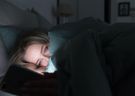 Zaburzenia snu zwiększają ryzyko ciężkiego przebiegu COVID-19 o 30 proc. Nowe badania