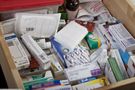 Wzrost zakażeń BA.5 w Polsce. Jakie leki warto mieć w domu na wypadek infekcji?