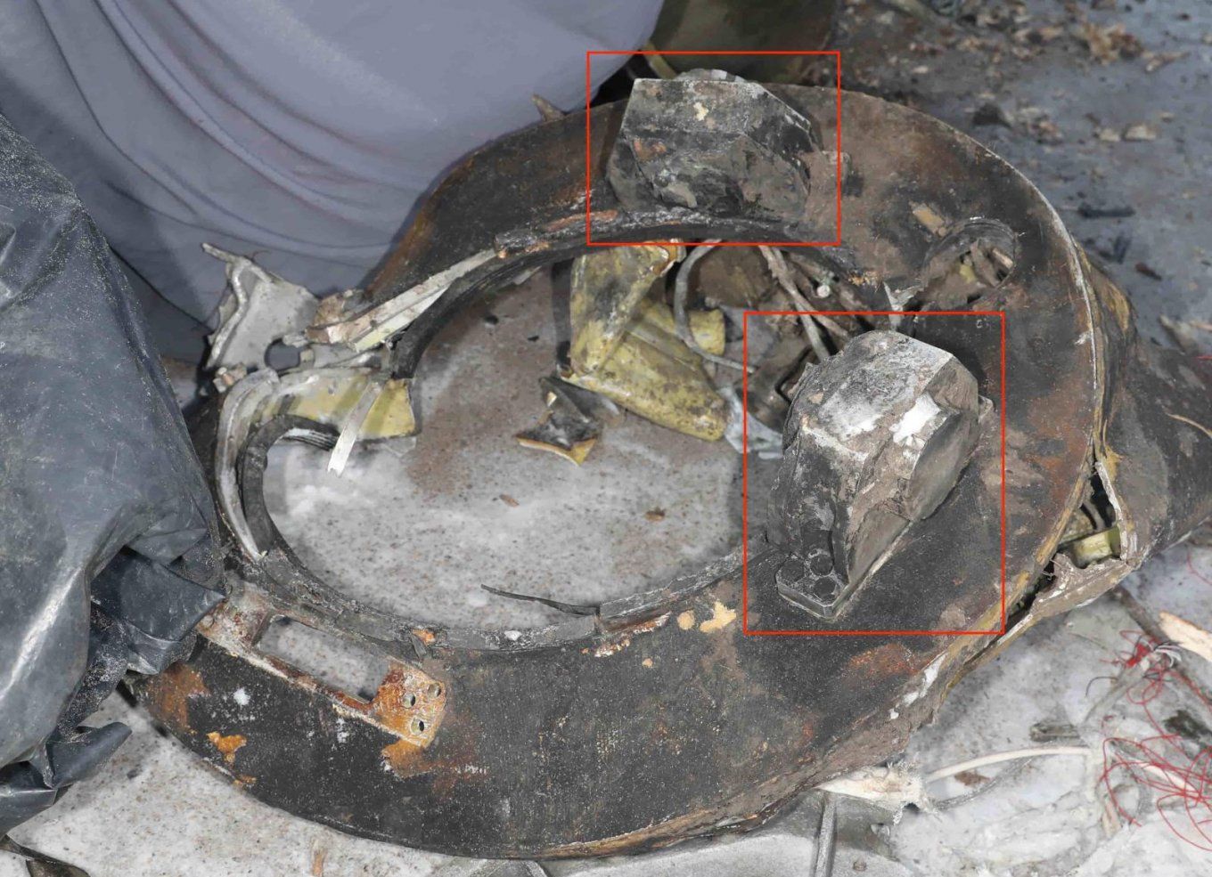 достопримечательности на москве реке на английском. прочитай текст и вставь вместо пропусков слова. There are several rivers in moscow. проект на тему москва 2 класс. Moscow moscow перевод.