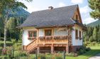 Projekt domu L-74 Dom miejska - szkieletowy - parterowy z poddaszem dom o powierzchni 55,60 m², dach dwuspadowy, koszt budowy 133 440 zł - ujęcie frontu