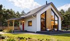 Projekt domu Erna 3 - parterowy dom o powierzchni 64,97 m², dach dwuspadowy, koszt budowy 200 000 zł - ujęcie frontu