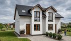 Projekt domu Frigg 1 [2M] - parterowy z poddaszem dom o powierzchni 156,32 m², dach dwuspadowy - ujęcie frontu