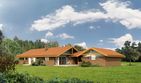 Projekt domu WM11A Jaskółka - parterowy dom o powierzchni 221,36 m², dach dwuspadowy - ujęcie frontu