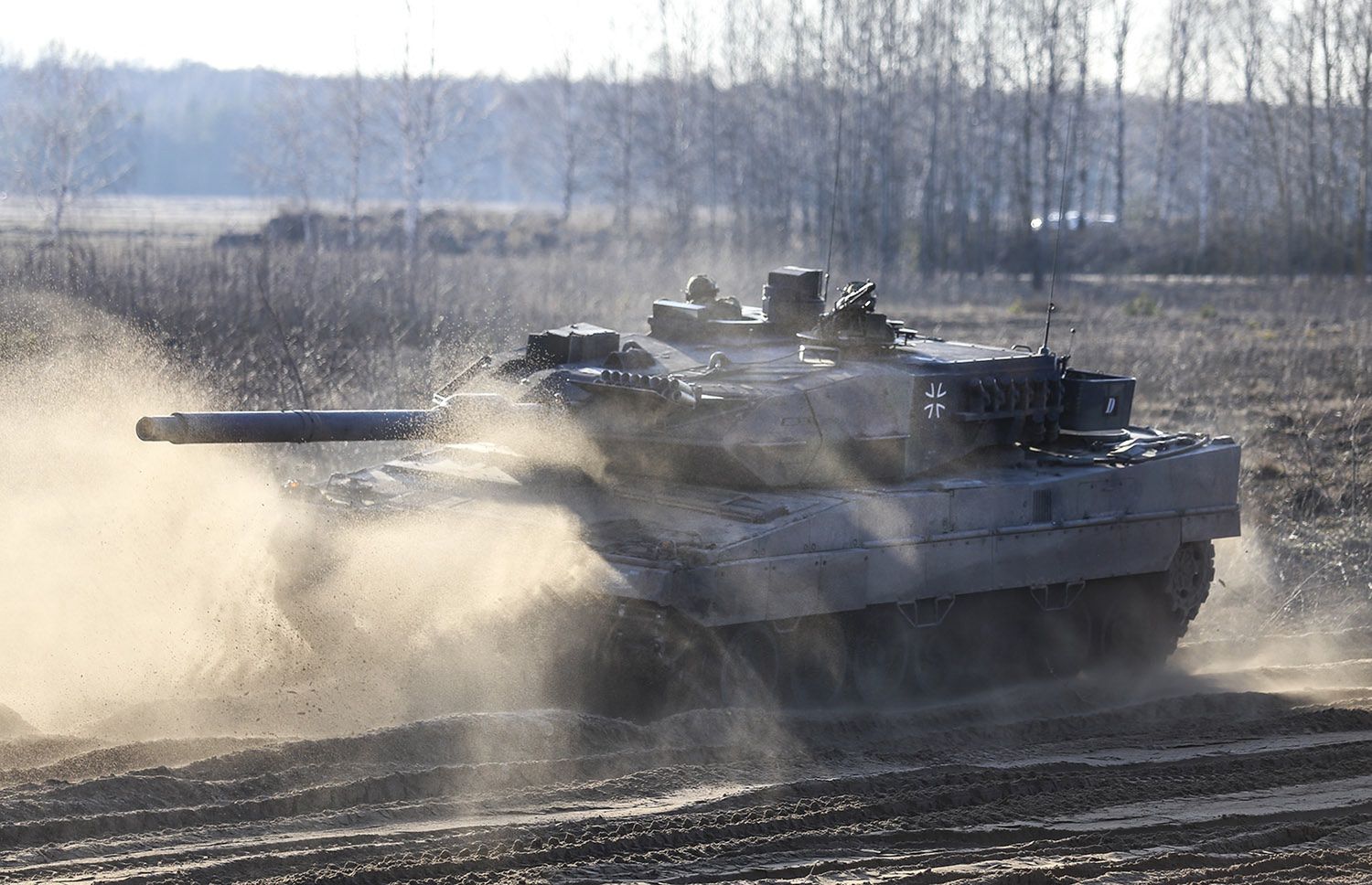 Portugal's gift to Ukraine. Leopard tanks with a German twist