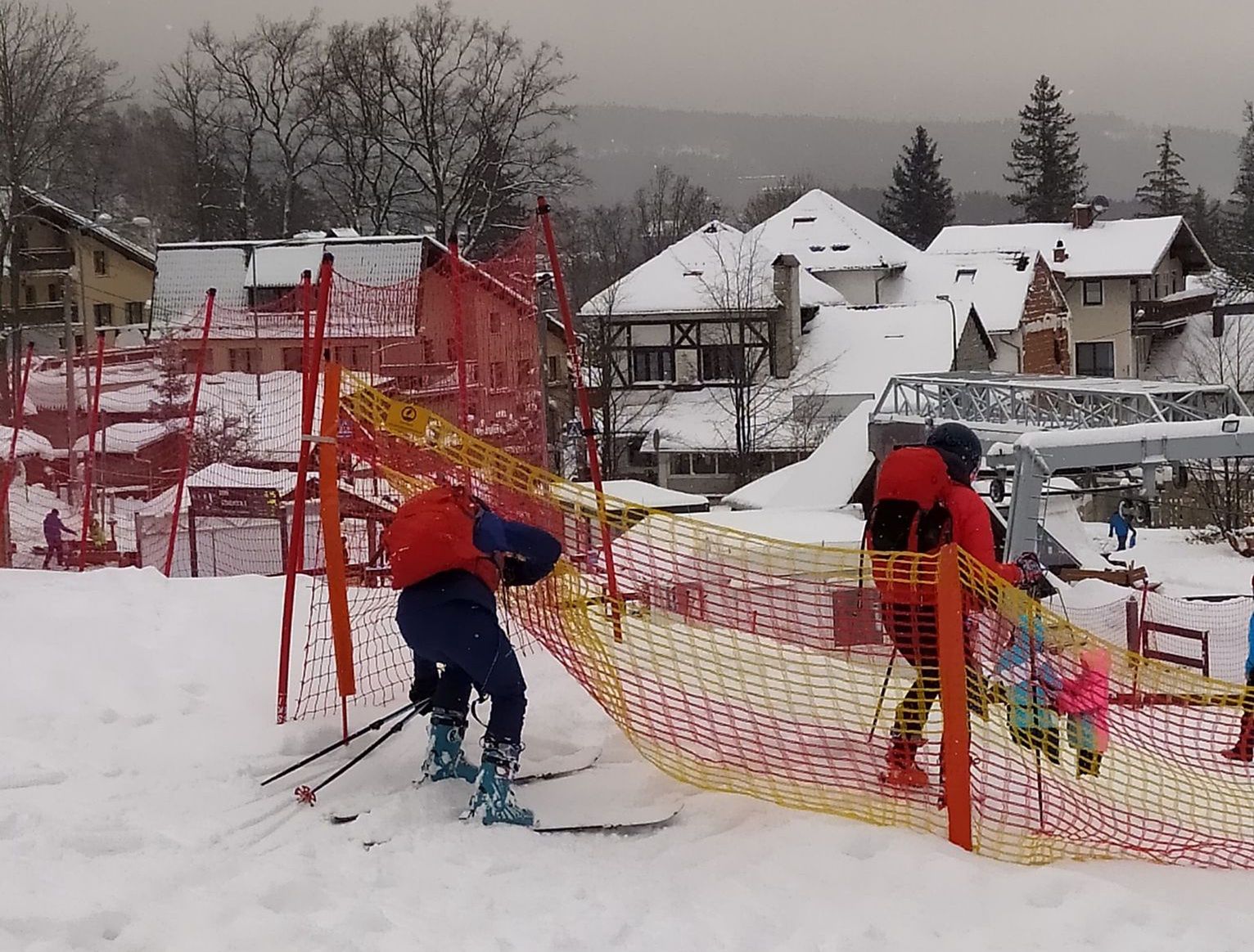 Ferie 2021 Tlumy Turystow W Szklarskiej Porebie Gotowka Do Reki I Wszyscy Zadowoleni Wp Turystyka