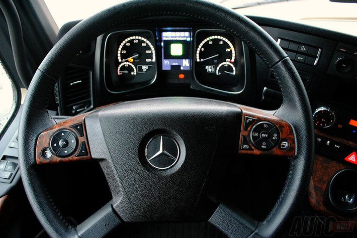 Mercedes-Benz Actros Mp4 - Transporters [Waga Ciężka] | Autokult.pl