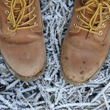 Trendalarm: buty typu worker dla niego