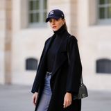 Ciepłe golfy damskie na zimę 2022/2023. Sprawdź najmodniejsze modele do 50, 100 i 200 zł!