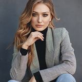 Jak kupić damską marynarkę, która zostanie z Tobą na lata [STYLISTKA RADZI]