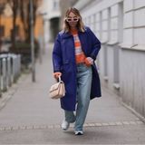 Z czym nosić trampki damskie? Najmodniejsze stylizacje z trampkami na każdą okazję