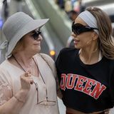 Tak ubiera się 72-letnia mama Dody. Fani: „Zasługuje na swój program”