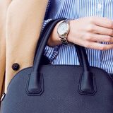 Styl casual w modzie damskiej - poznaj jego elementy i odkryj najmodniejsze casualowe stylizacje