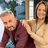 Zainwestuj w sweter w tym kolorze. Jesienią nie będzie modniejszego wyboru dla 50-latek