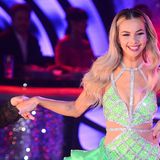 Kinga Sawczuk – poznaj styl idolki nastolatek i ubierz się tej jesieni podobnie za mniej niż 150 zł