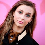 Emma Chamberlain - dziewczyna, którą śledzi 12 milionów followersów [TOP 7 trendów z jej Instagrama]