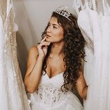 Najpiękniejsze suknie ślubne z sieciówek - zobacz ofertę znanych marek i wybierz kreację na ślub!